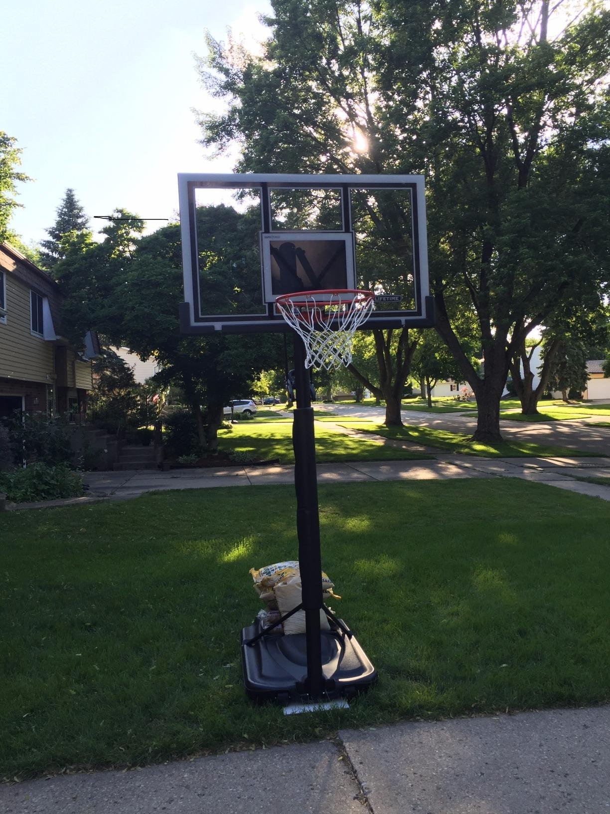 【Sports&Outdoors】Lifetime 52 Inch Portable Basketball System