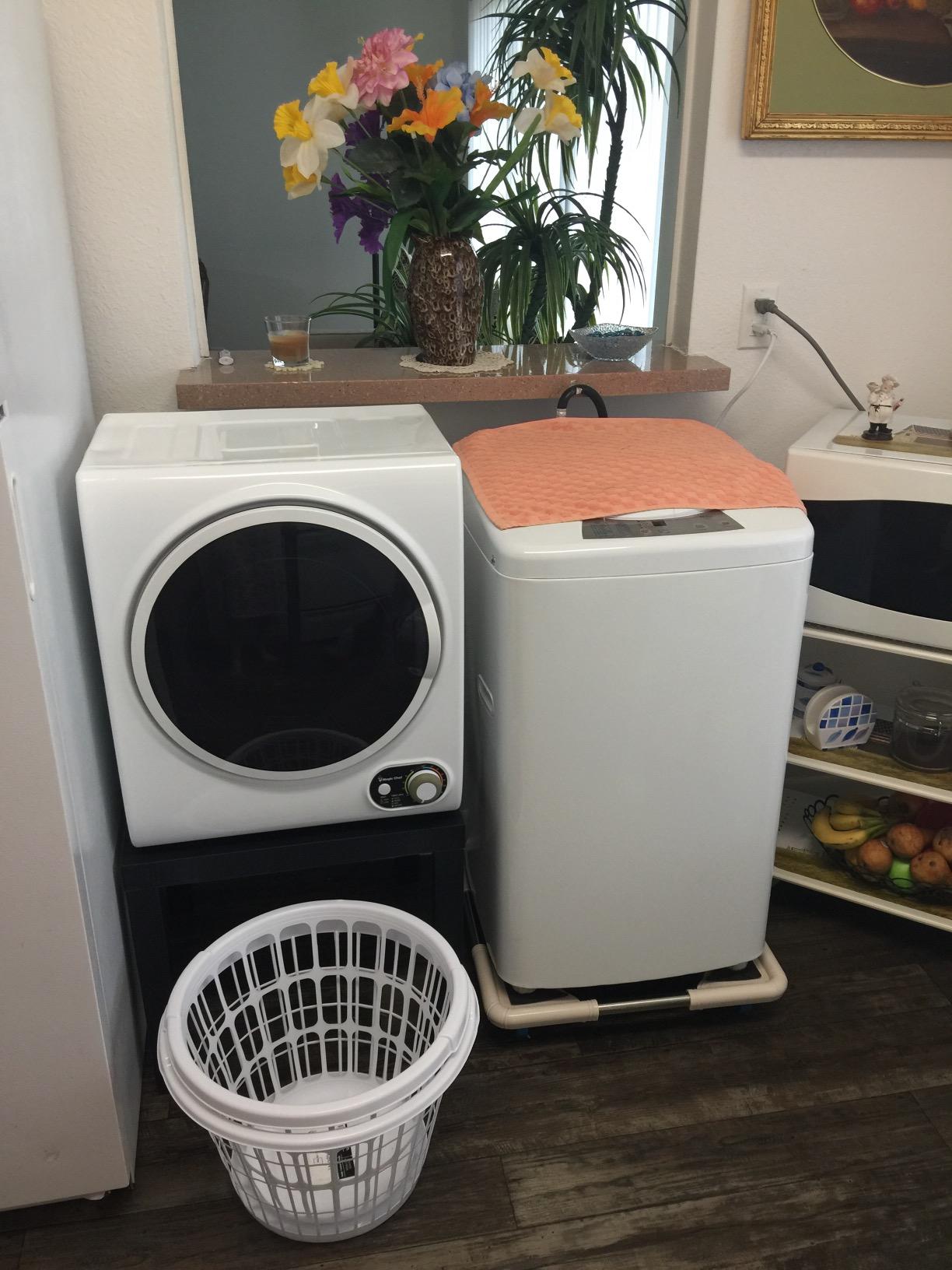 【Appliances】Magic Chef Compact Electric White MCSDRY15W 1.5 cu. ft. Laundry Dryer